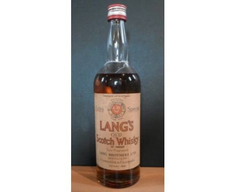 A bottle of Lang's Extra Special Old Scotch Whisky, 1970's bottling, 70% proof.