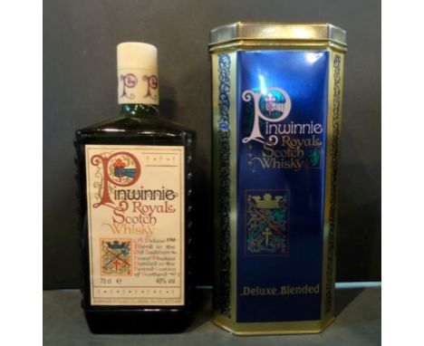A bottle of Pinwinnie Royale Scotch Whisky, old bottling, 70cl, 40%, in original box.
