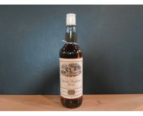 A bottle of The Society's Special Highland Blend Scotch Whisky, 1970's bottling, 75cl, 40% vol.