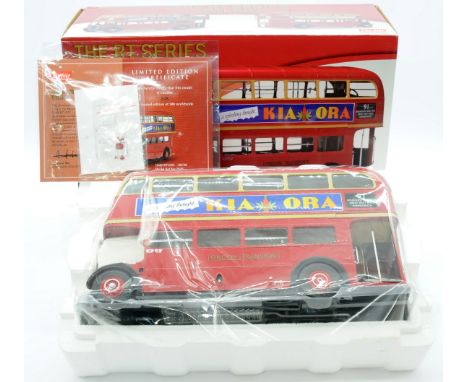 Sun Star 2926 1/24th scale model of RTL501 London Transport Double Decker Bus "KIA ORA". Condition is Near Mint to Mint (unch