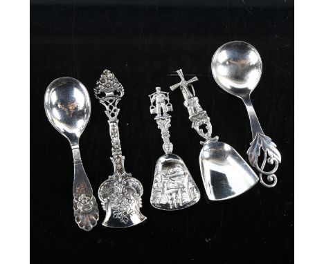 5 Danish and Dutch silver tea caddy spoons, circa 1920 - 1950, largest length 11.5cm, 2.4oz total (5) 