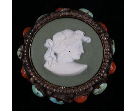 An unmarked silver Wedgwood Jasperware turquoise and coral ring, setting height 25.8mm, size M, 10.1g 