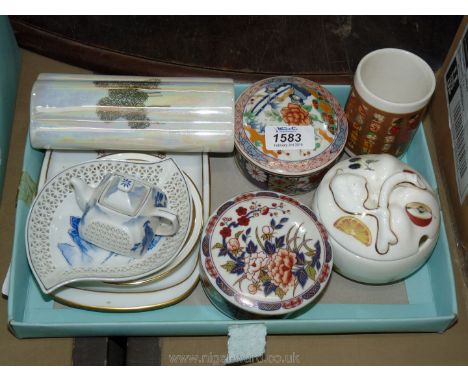 A quantity of small china items including two Imari ware lidded pots, oriental style lattice work tea pot and plate, Royal Wo