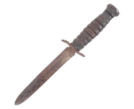 A Second World War Period US Army M3 trench fighting knife, blade 15cm 