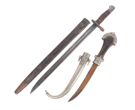 A First World War Period US Army Enfield Remington bayonet and scabbard, and a Moroccan Jambiya dagger (2) 