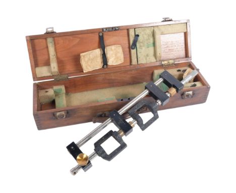 A stereoscope Universal Bar Parallax by J M Glauser & Sons Ltd, housed in original case 