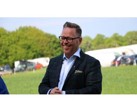 **For sale in aid of BBC Children in Need** All aboard a guided historical tour with Bargain Hunt expert John Cameron: Take a