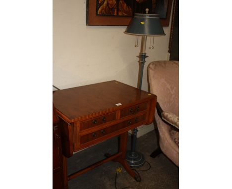 A MODERN YEW WOOD SOFA TABLE AND A STANDARD LAMP (2)`