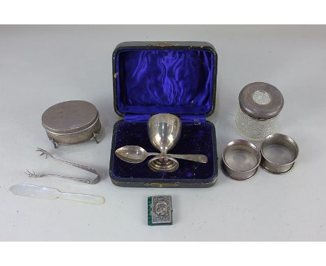 A George V silver oval dressing table box, makers Cornelius Desormeaux Saunders &amp; James Francis Hollings Shepherd, Birmin