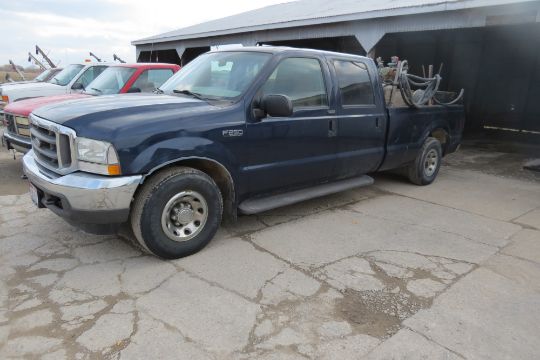 2004 Ford Pickup Truck F 250 2wd Gas V 8 Auto 4 Door 8