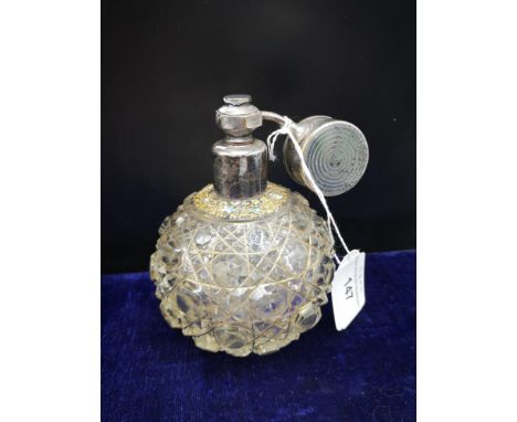 Stunning art deco perfume bottle with itemiser. 