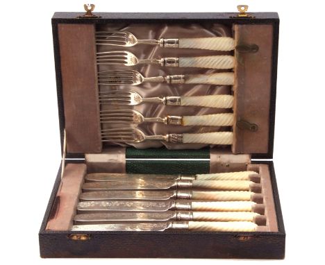 Edward VII cased set of dessert cutlery, six knives and forks, the engraved silver blades and forks with silver ferrules to c