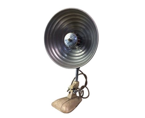 INDUSTRIAL ADJUSTABLE LAMP, AND TWO INFRARED LAMPS with aluminium shadesthe first 45cm highQty: 3
