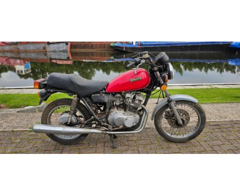1981 Suzuki GS250X, 249cc. Registration number BGF 694X. Frame number GS25X 714017. Engine number GS25E 1660128.Sold with the