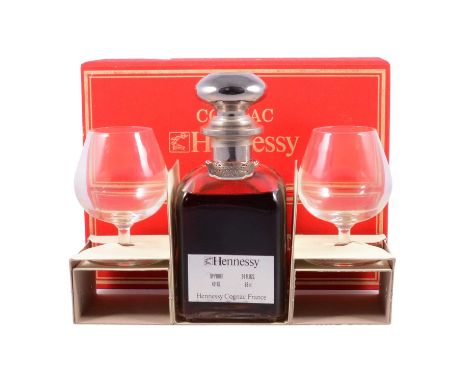 Hennessy Napoleon Cognac, a 'Library' decanter set from the late 1970s/ early 1980s, with a decanter and two glasses, 70 proo