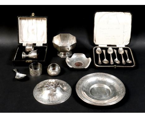 A collection of Georgian and later silver, including a George III caddy spoon, rubbed hallmarks, possibly Josiah Snatt, Londo