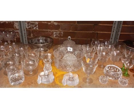 SHELF OF MISC GLASSES, DRESSING TABLE SET & BOWLS