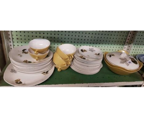 PART MIDWINTER DINNER SET