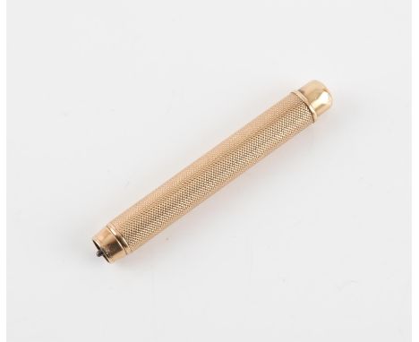 S. Mordan and co 9ct gold drop down/gravity pencil with engine turned finish, London 1920, gross weight excluding pencil 26.8
