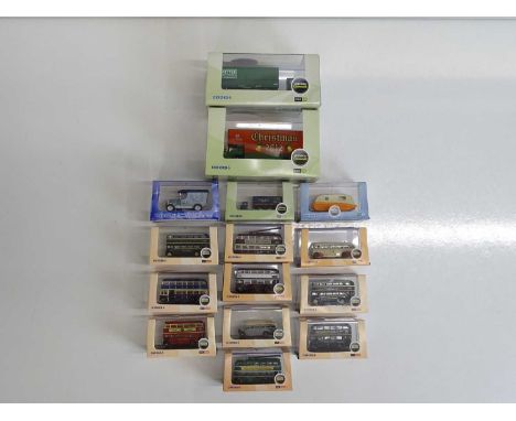 A group of OXFORD DIECAST OO and N Scale buses etc - VG in F/G (15)