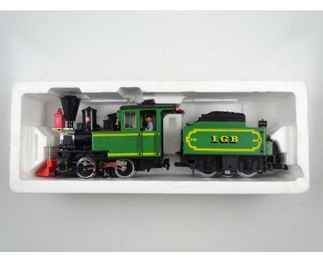 An LGB G scale 2017 American style 0-4-0 steam locomotive with tender in green livery - VG in G box