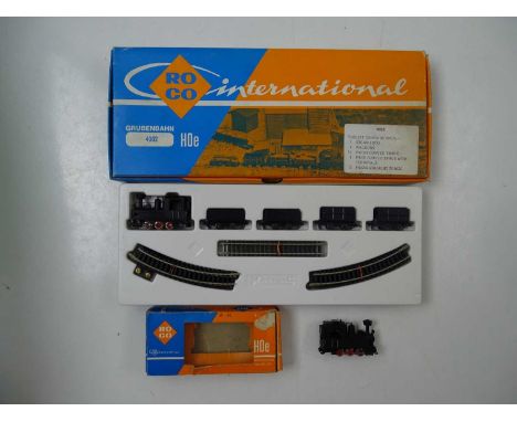 A ROCO HOe scale 4002 mining railway set together with an additional 4100 steam loco - G/VG in F/G boxes (2)