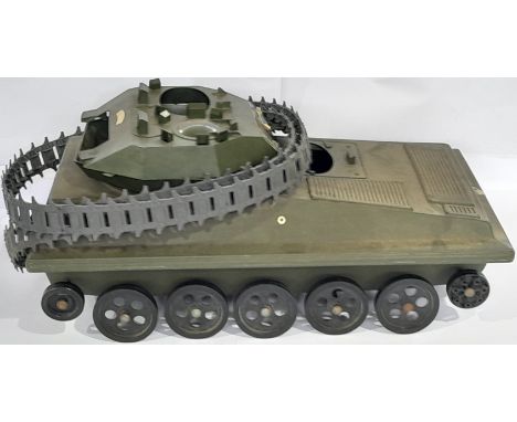 A mixed Action Man group to include Vehicles, Vintage figure &amp; accessories. See pictures for contents. Conditions general
