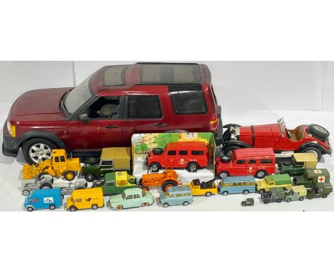 A unboxed modern diecast group to include manufacturers such as Universal Hobbies, Britains, Bburago, Corgi, Efsi plus others