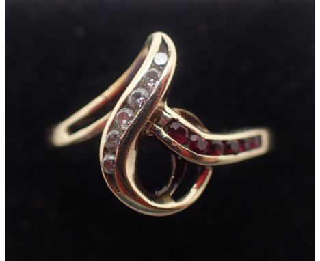 9 ct yellow gold ruby &amp; diamond ring size R 