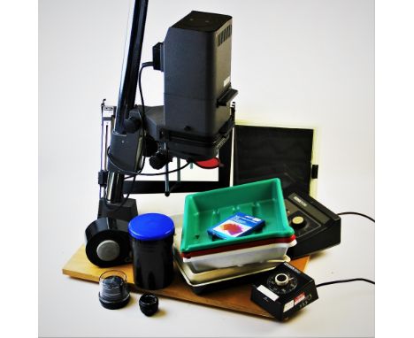 PHOTOGRAPHY INTEREST: A collection of 35mm darkroom equipment, comprising: a Meopta Opemus 6 enlarger with filter drawer etc 