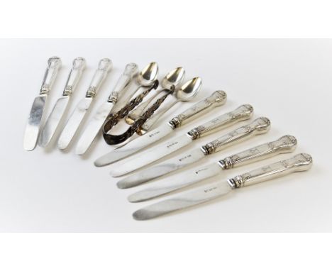 A set of nine George IV silver Kings Pattern dessert knives, maker's mark 'I M E', Sheffield 1820, scallop form terminals (fi