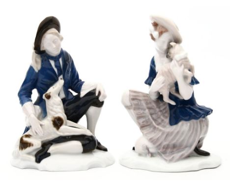 Himmelstoß, Karl (1872 Breslau - München 1967) Paar Skulpturen "Schäfer mit Hund" und "Dame mit Lamm". Porzellan. Bunte Unter