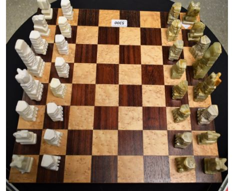 Wooden Chess Pieces palladin, Original Chess Pieces, Wood Carving