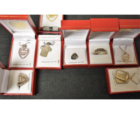 Jewellery - Football Interest, an Arsenal FC sterling silver pendant necklace;  others;  two conforming signet rings, both si