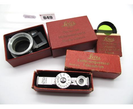 Leitz Leica Range Finder, in original red box, Leitz Green Filter in original red box, Leitz Leica Nooky-Hesum Focusing Devic