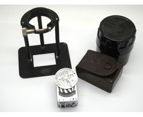 Leitz Leica Auxiliary Device, for close ups, Leica Light Meter, in leather case, Leitz Magnifier.