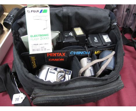 Kodak F350, Jeniptik JD 1300F, Poloroid i Zone in case, two flas units, Jenoptik JD 2100m, Fuji electronic flash 2000, boxed 