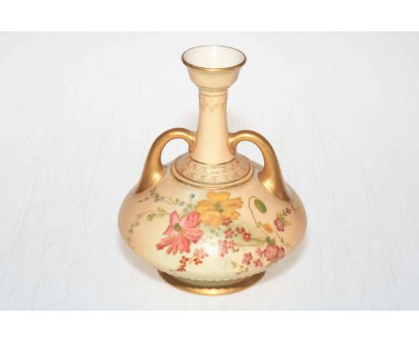 Royal Worcester vase with painted and gilt printed flower decoration, mark with date code for 1906, 16.5cm high.