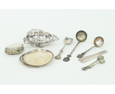 A Dutch silver snuff box, with gilt interior, and sundry white metal spoons and dishes