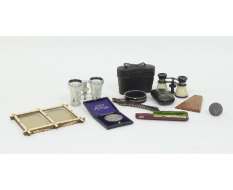A pair of mother-of-pearl mounted opera glasses, a pair of tortoiseshell mounted lorgnettes and a quantity of sundries