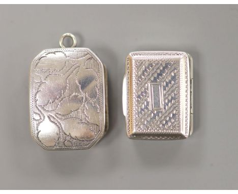 A George III silver vinaigrette, Samuel Pemberton, Birmingham, 1810, 25mm and a William IV silver vinaigrette, Joseph Betteri