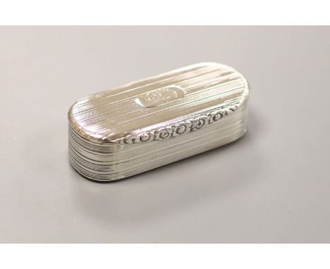 A George IV reeded silver oval snuff box, by Joseph Taylor, Birmingham, 1826, 78mm.