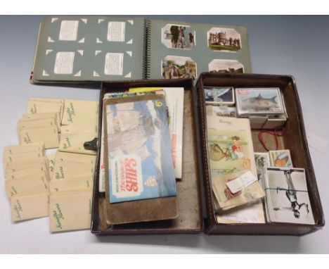 Cigarette and trade cards, including Kensitas Silk Flowers, Postcard Size (3), 'L' (*32), standard (*49), others various incl