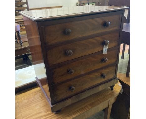 A Victorian mahogany commode chest, width 70cm, depth 49cm, height 77cm