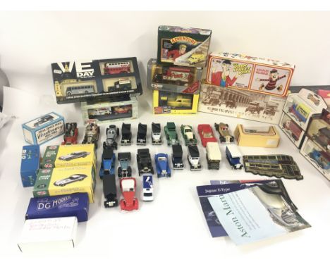 A mixed collection of model cars some boxed and some Playworn. Includes limited editions.