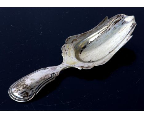 Dutch silver caddy spoon with frilled edges