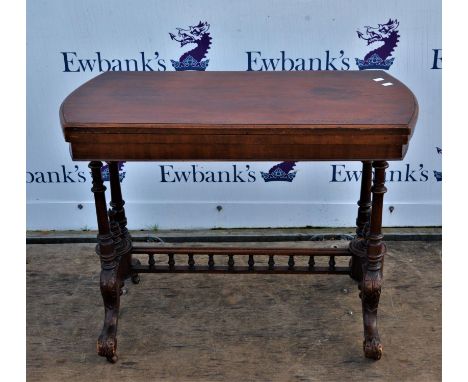 Victorian mahogany fold over card table on scroll feet, 71cm high x 90cm wide x 43cm deep