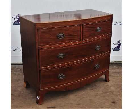 19th century mahogany line inlaid bow front chest, two short drawers above two long drawers, on bracket feet, 87 cm high  x 9