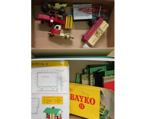 Bayko No. 13 building set and a small selection of die-cast model vehicles including a Budgie toys Scammell 'Scarab' British 