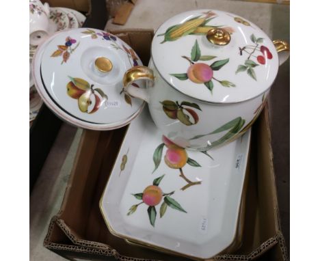 Pair of Royal Worcester 'EVESHAM' serving dishes and two other matching pieces of tableware 